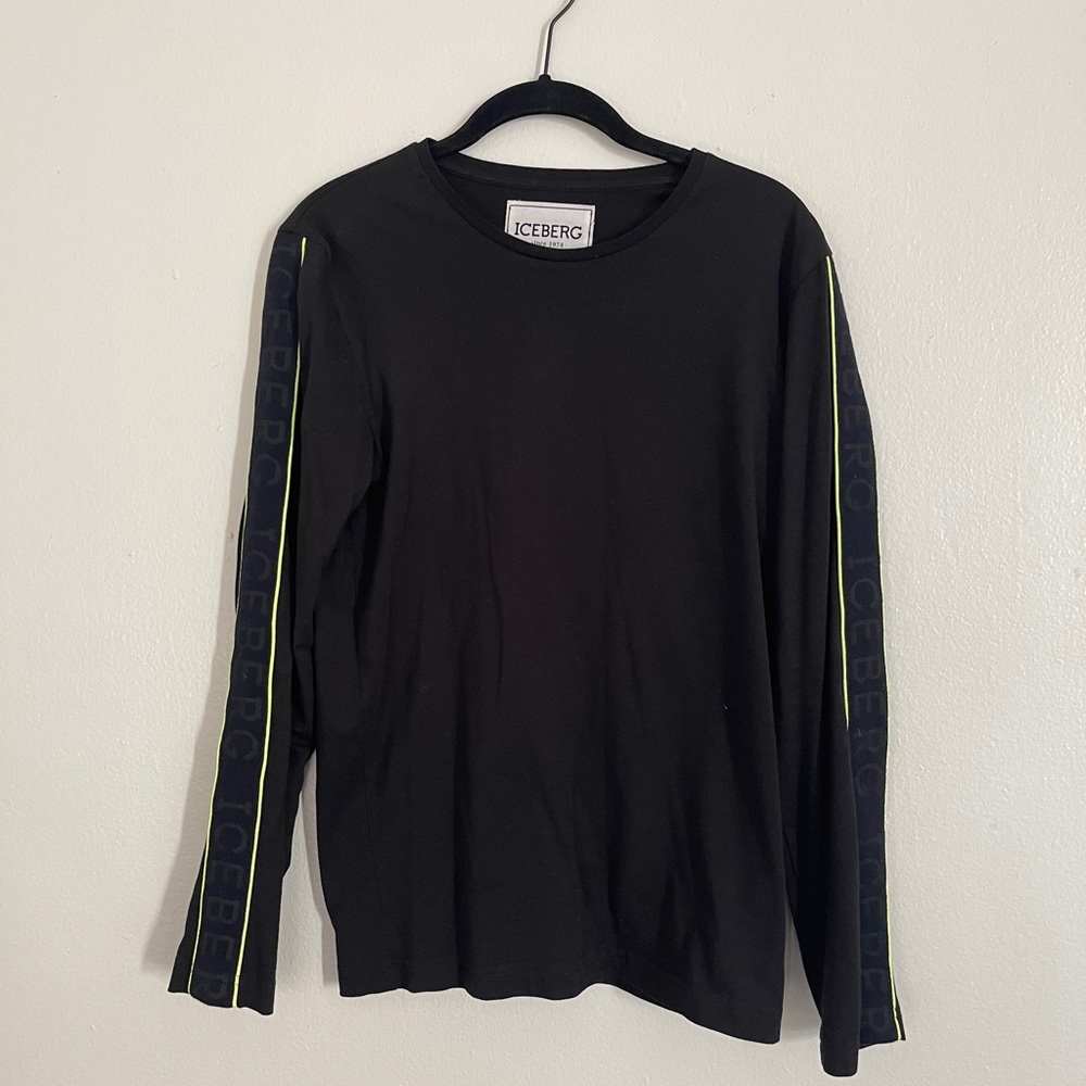 ICEBERG men t-shirt . Size S